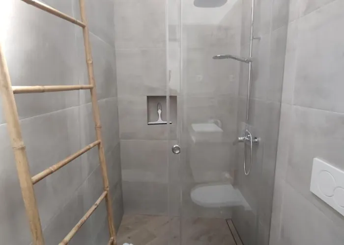 Vakantiehuis 2 Floors Near Carvoeiro&slidesplash