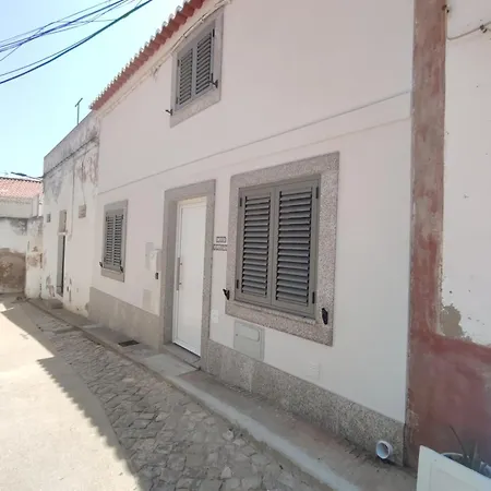2 Floors Near Carvoeiro&slidesplash