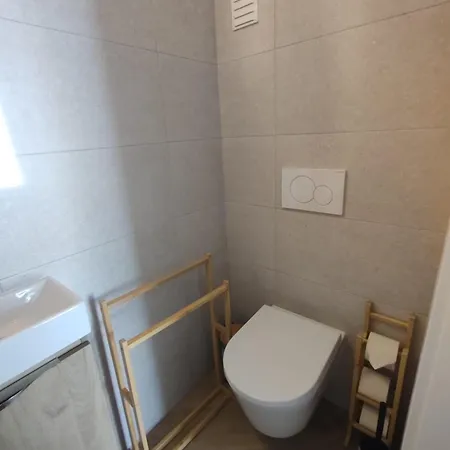 2 Floors Near Carvoeiro&slidesplash Holiday home *