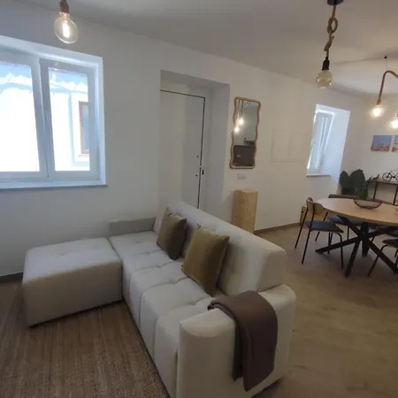 2 Floors Near Carvoeiro&slidesplash